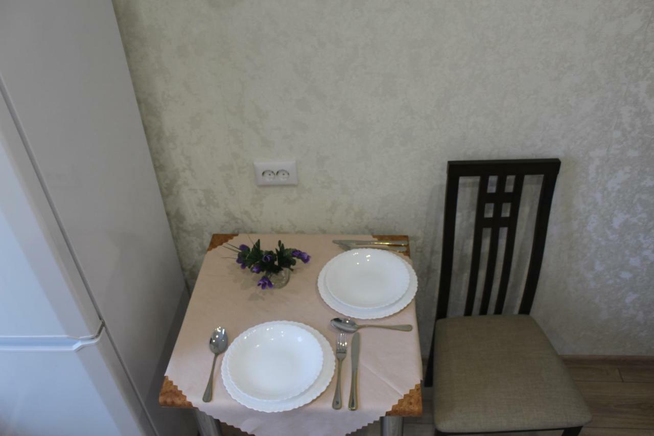 Apartments On Masherova 92 Brest Luaran gambar