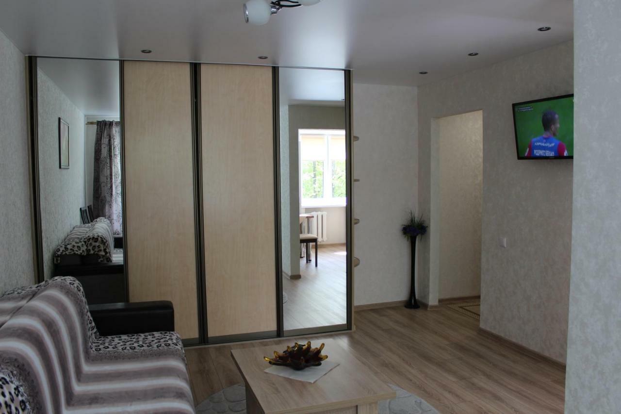 Apartments On Masherova 92 Brest Luaran gambar